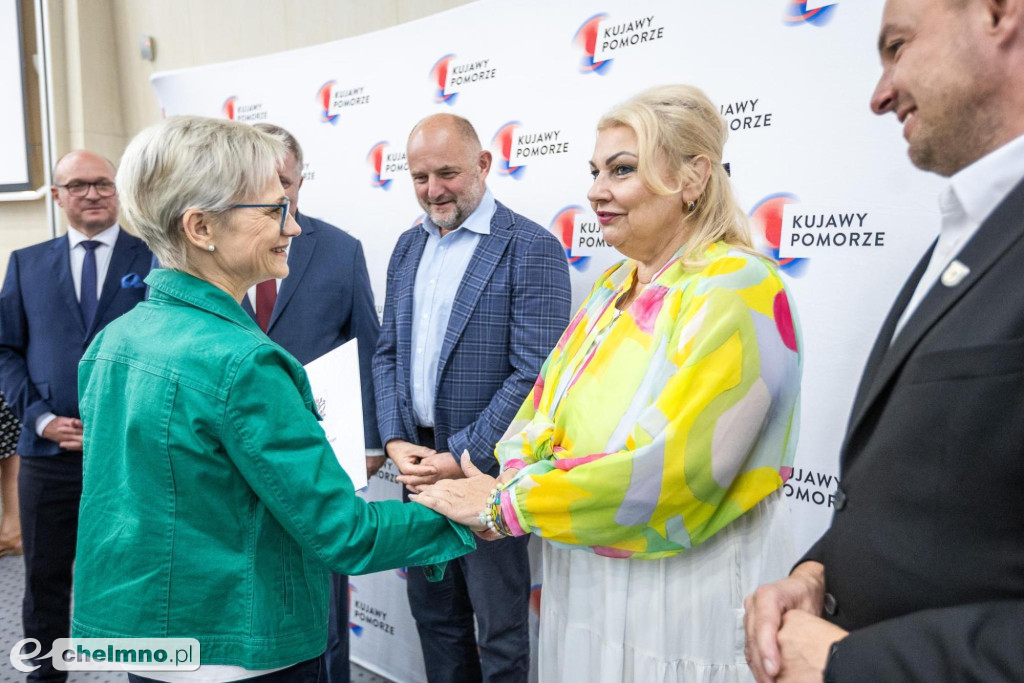 FEdKP i PROW: inwestycje w infrastrukturę i kluczowe projekty społeczne