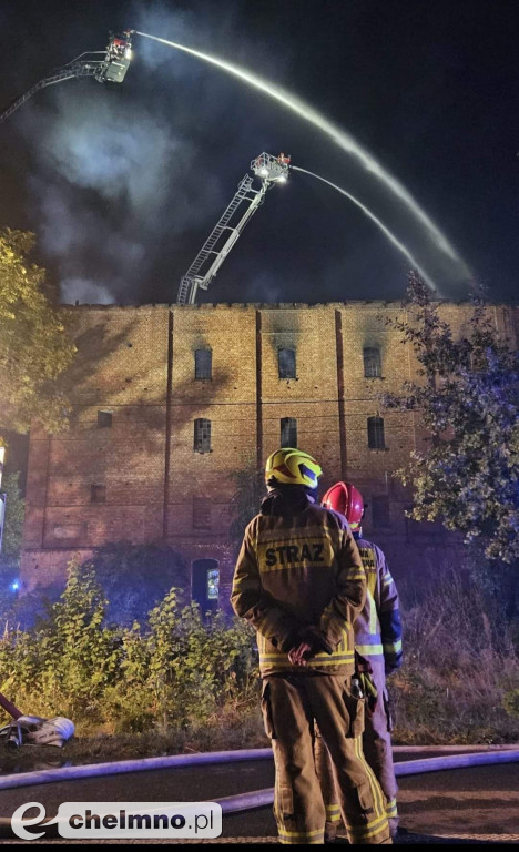 29 zastępów strażackich z 3 powiatów walczyło z pożarem młyna