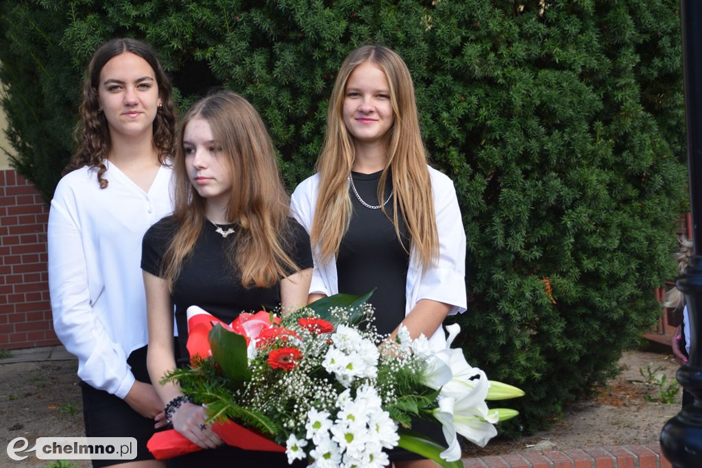 Delegacje złożyły wiązanki kwiatów przy Grobie Nieznanego Żołnierza w Chełmnie