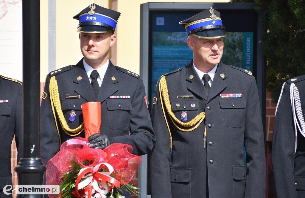 Delegacje złożyły wiązanki kwiatów przy Grobie Nieznanego Żołnierza w Chełmnie