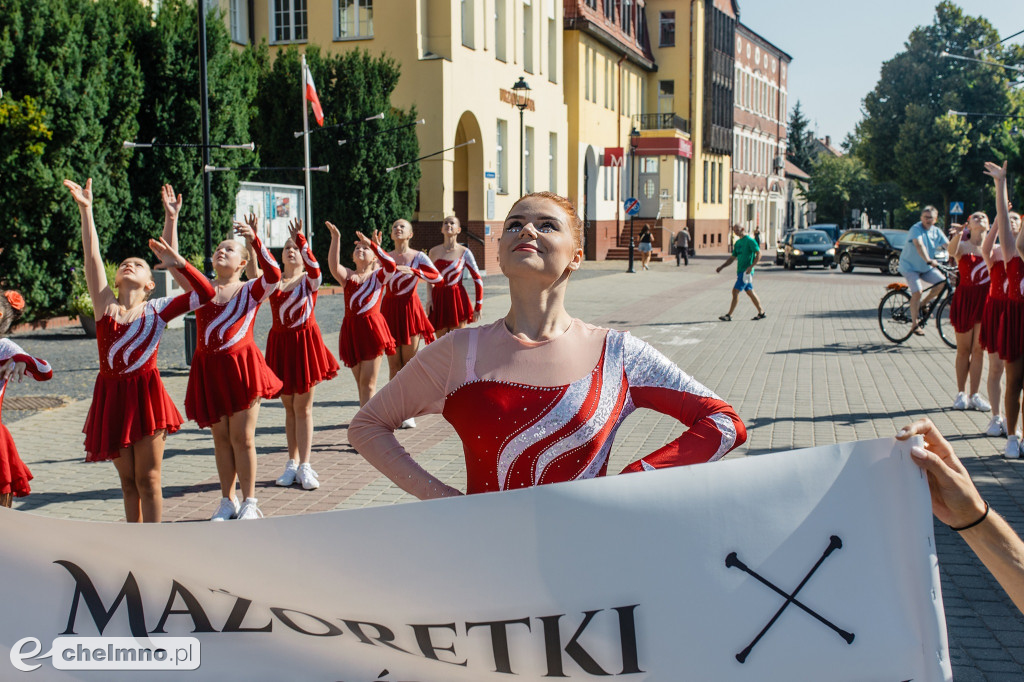 VI Konfrontacje Zespołów Mażoretkowych na chełmińskim rynku