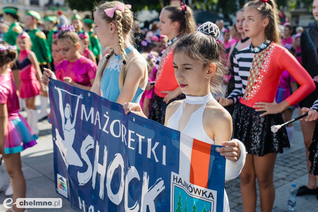 VI Konfrontacje Zespołów Mażoretkowych na chełmińskim rynku