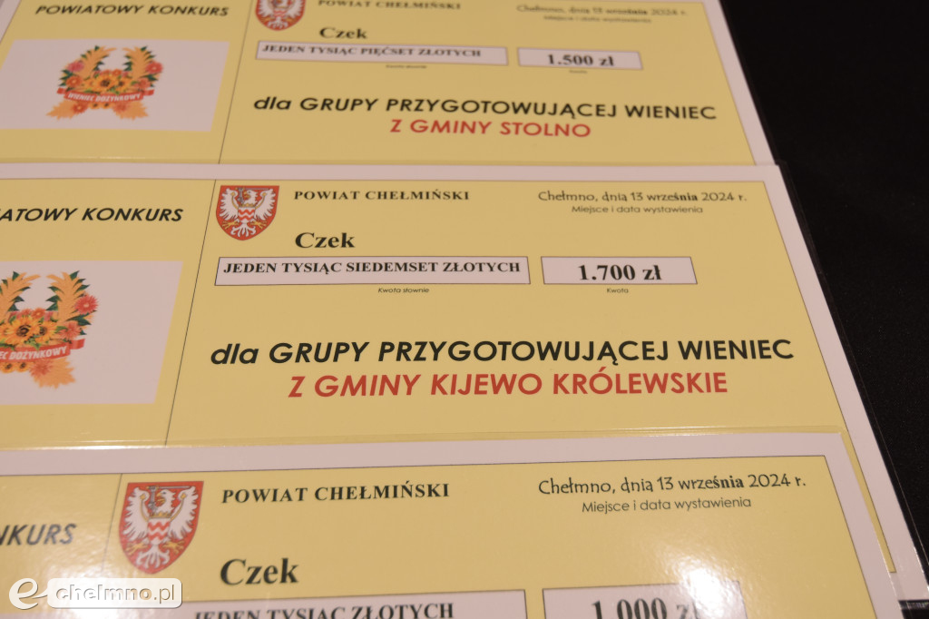 Przedstawiciele Władz Powiatu wręczyli nagrody w konkursach dożynkowych