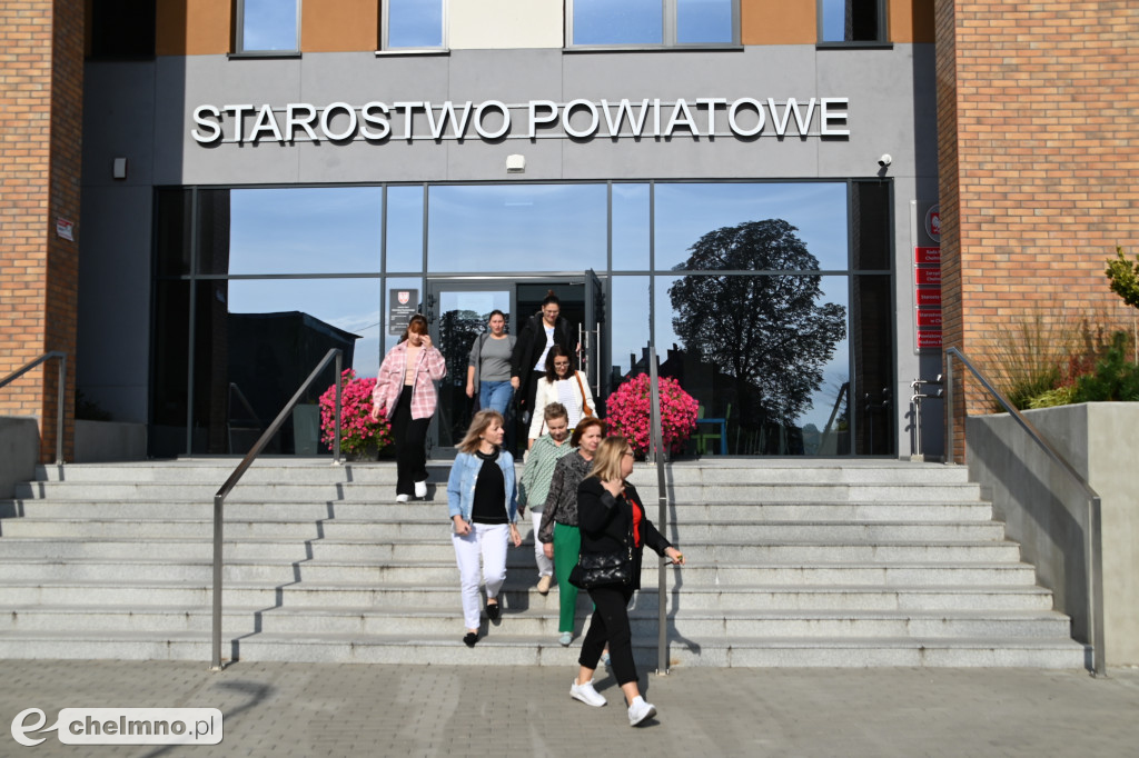 Ładunek wybuchowy podłożony w Starostwie Powiatowym w Chełmnie. Co tam się działo?