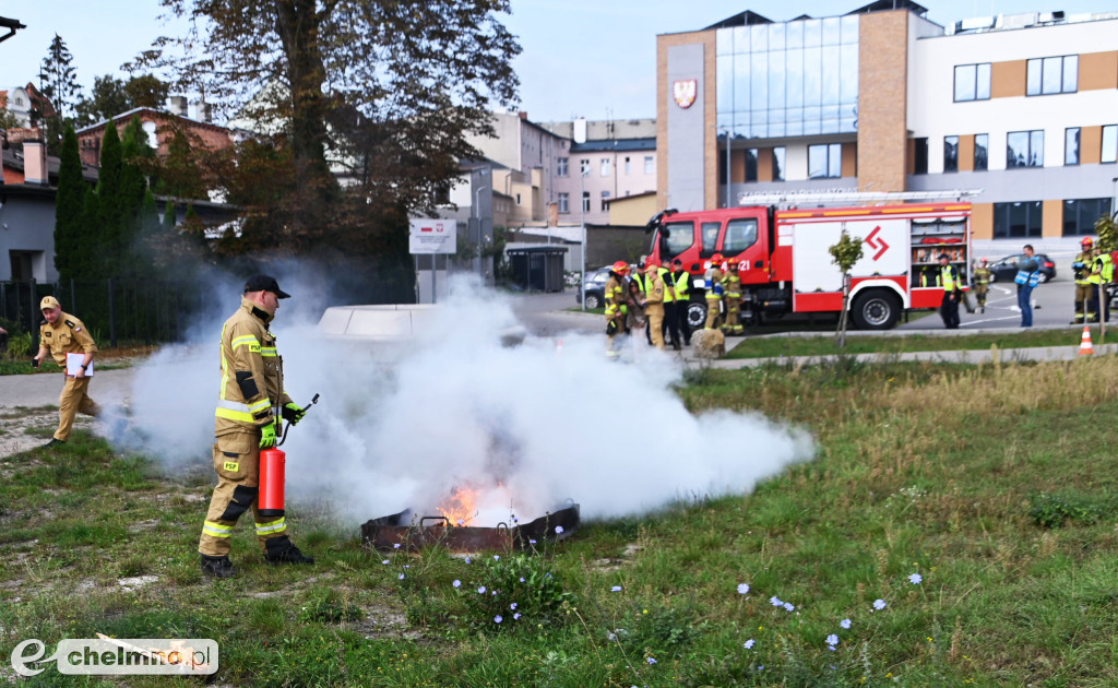 Ładunek wybuchowy podłożony w Starostwie Powiatowym w Chełmnie. Co tam się działo?
