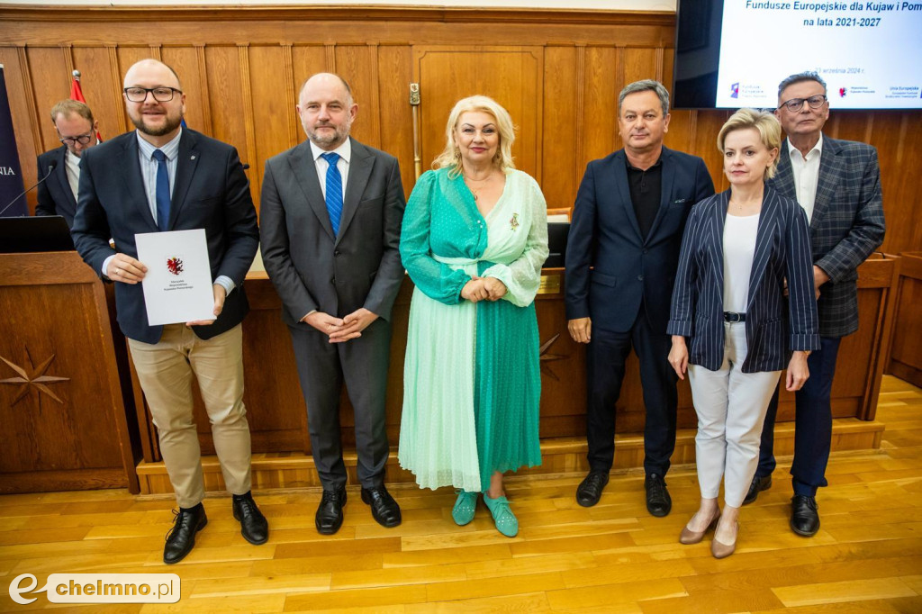 Umowy FEdKP: usługi społeczne, wsparcie biznesu, dziedzictwo