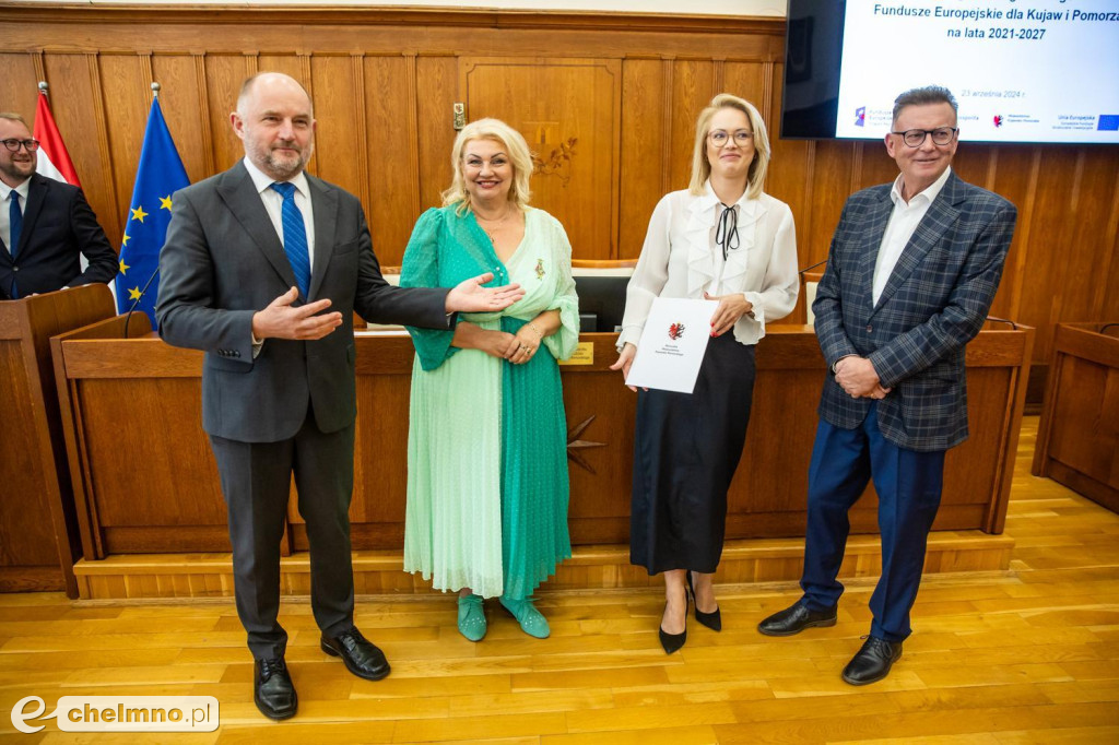 Umowy FEdKP: usługi społeczne, wsparcie biznesu, dziedzictwo