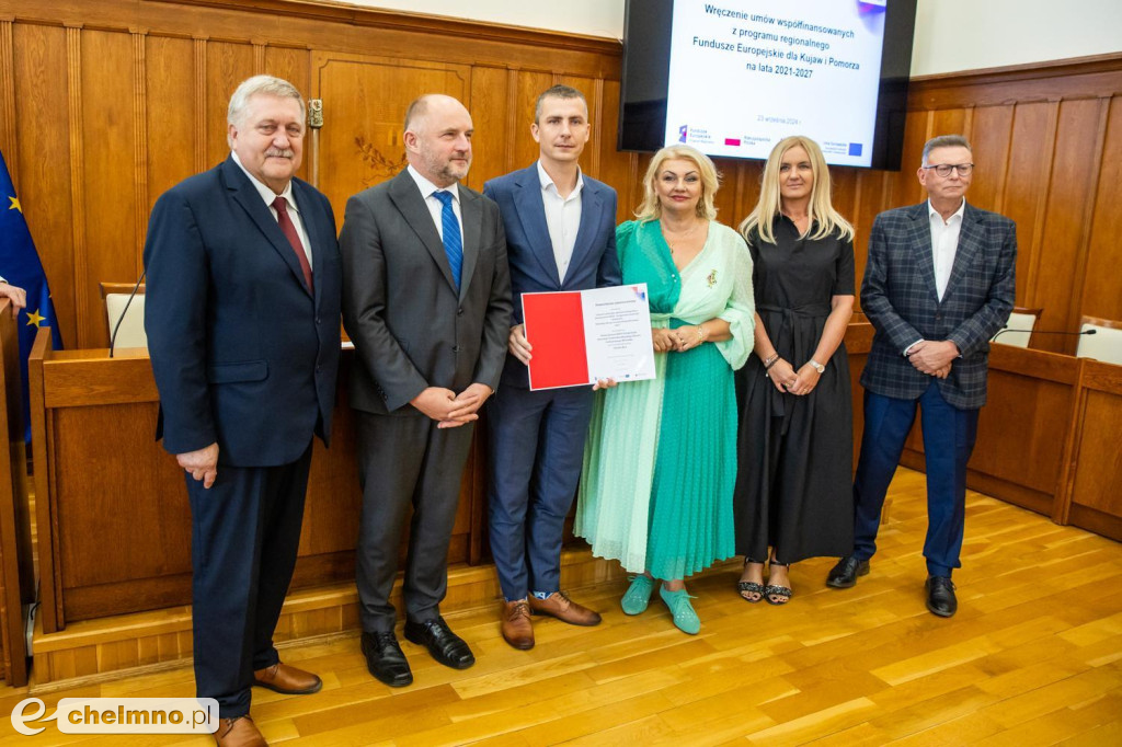 Umowy FEdKP: usługi społeczne, wsparcie biznesu, dziedzictwo