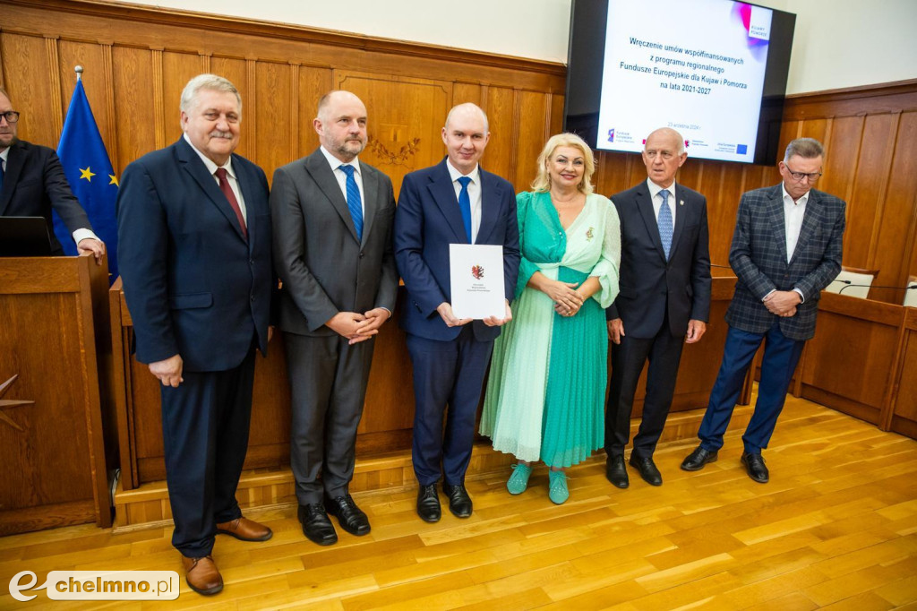 Umowy FEdKP: usługi społeczne, wsparcie biznesu, dziedzictwo
