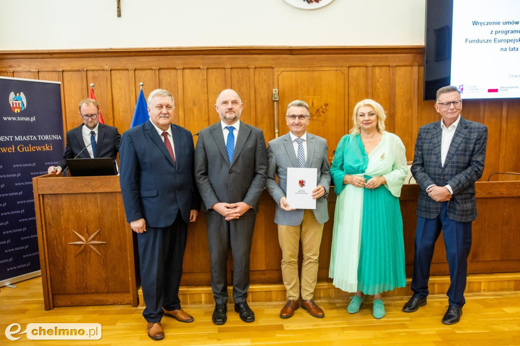 Umowy FEdKP: usługi społeczne, wsparcie biznesu, dziedzictwo