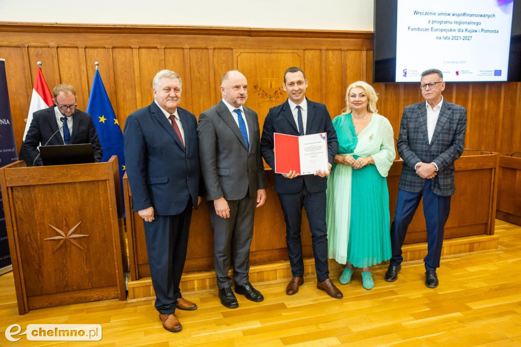 Umowy FEdKP: usługi społeczne, wsparcie biznesu, dziedzictwo