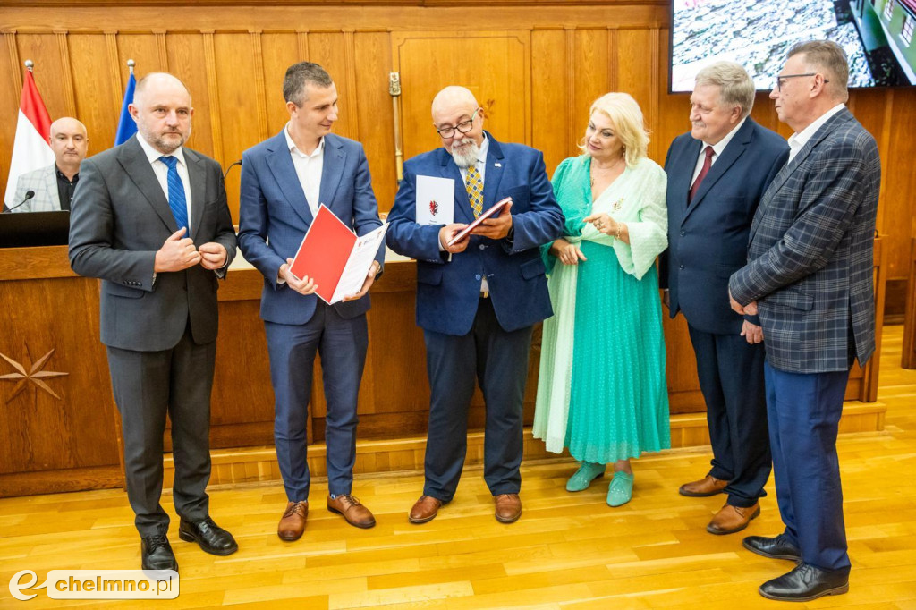 Umowy FEdKP: usługi społeczne, wsparcie biznesu, dziedzictwo