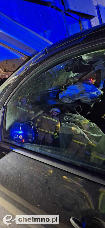Wypadek w okolicach Chełmna: zderzenie samochodu osobowego z ciężarowym
