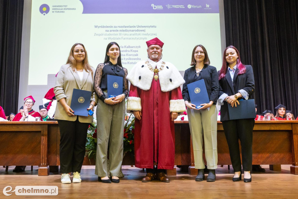 Vivat Academia, vivant Professores!