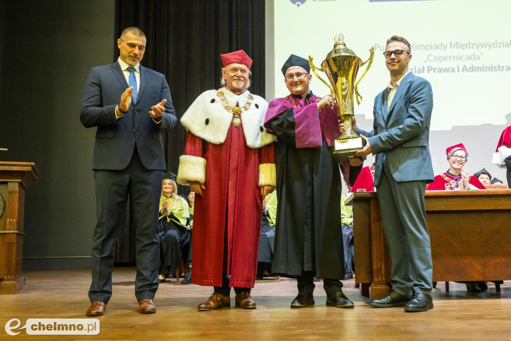 Vivat Academia, vivant Professores!