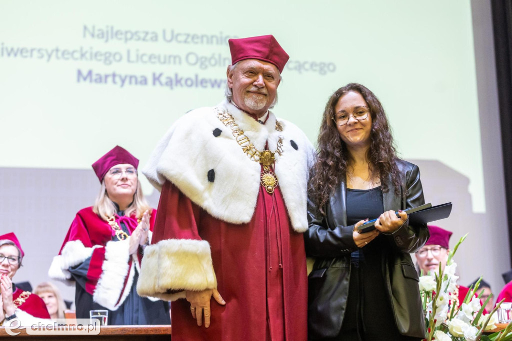 Vivat Academia, vivant Professores!