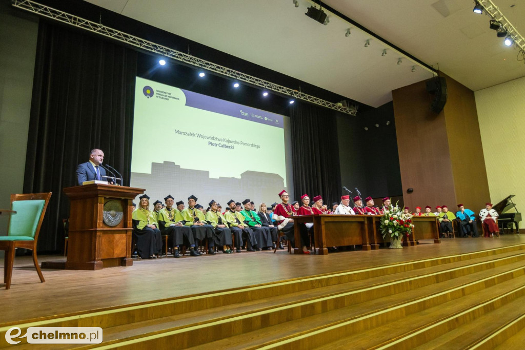 Vivat Academia, vivant Professores!