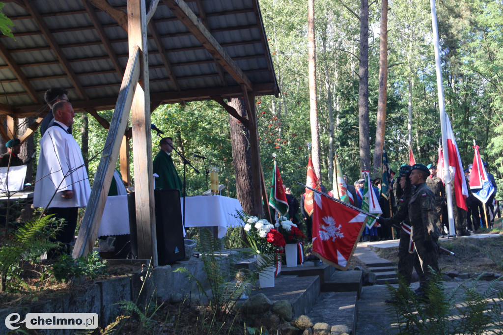 Uroczystość patriotyczno-religijna w Raciniewie