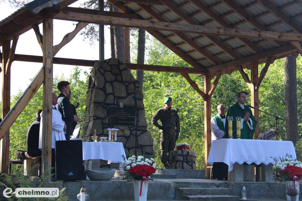Uroczystość patriotyczno-religijna w Raciniewie