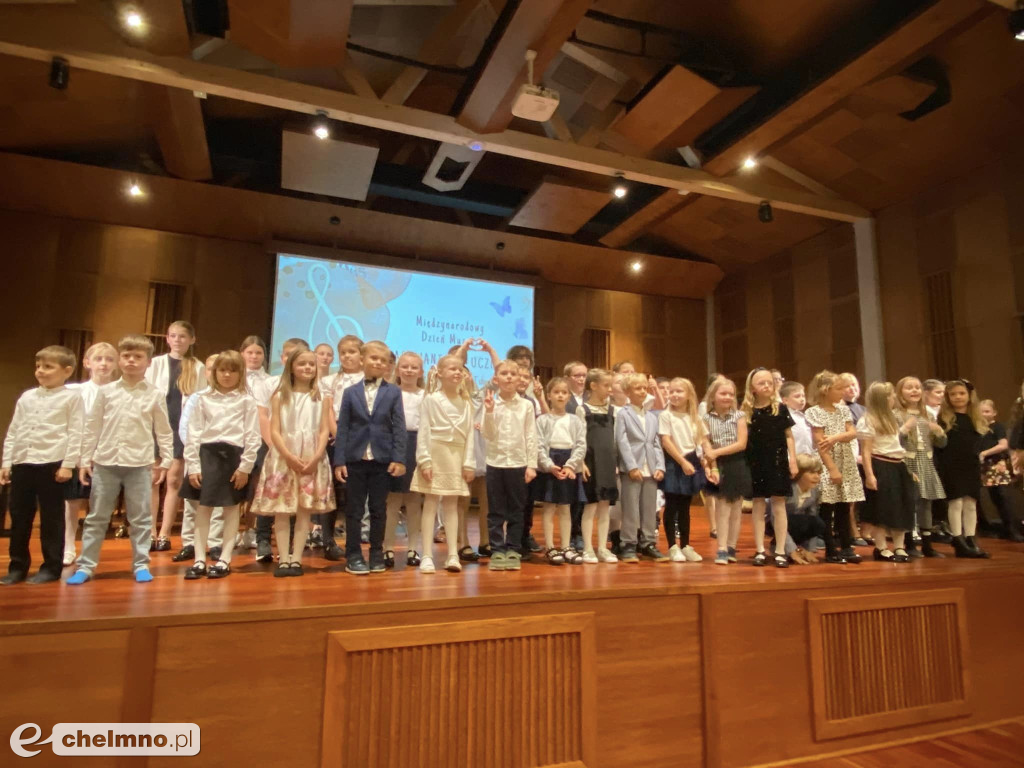 Pasowanie na ucznia w chełmińskiej Szkole Muzycznej