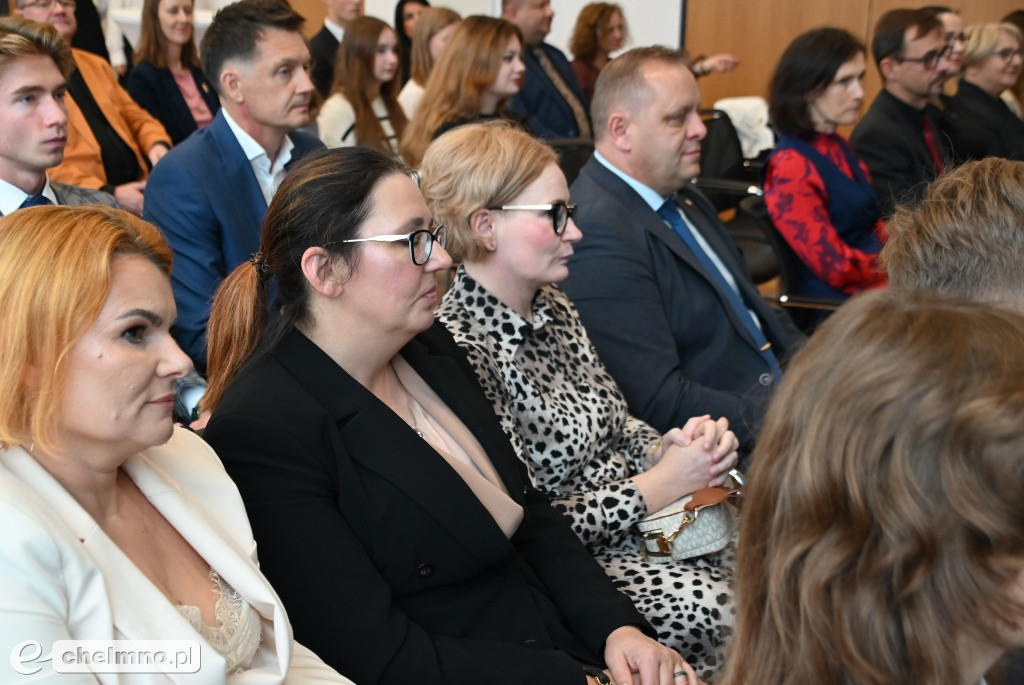 Oto Laureaci Powiatowej Gali z okazji Dnia Edukacji Narodowej