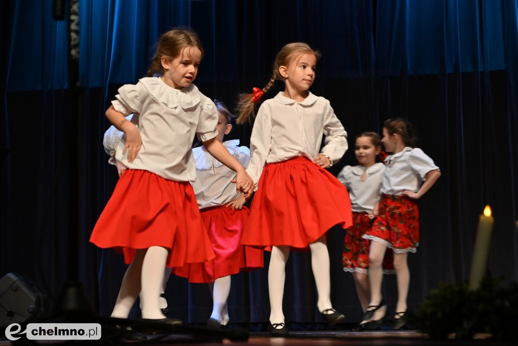 Wspaniały Jubileusz 45-lecia Zespołu Pieśni i Tańca 