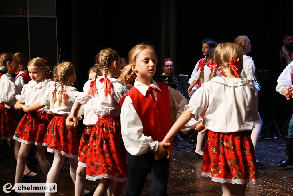 Wspaniały Jubileusz 45-lecia Zespołu Pieśni i Tańca 