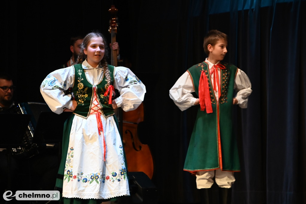 Wspaniały Jubileusz 45-lecia Zespołu Pieśni i Tańca 