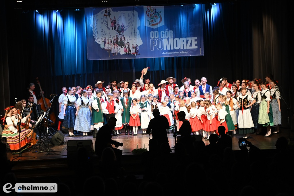 Wspaniały Jubileusz 45-lecia Zespołu Pieśni i Tańca 