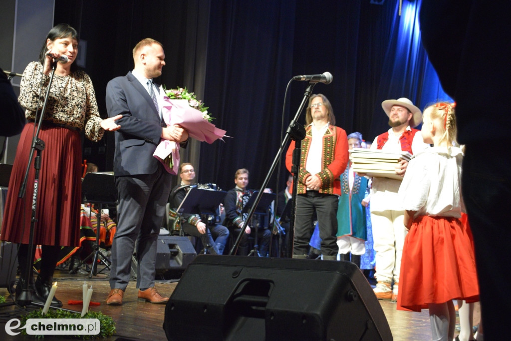Wspaniały Jubileusz 45-lecia Zespołu Pieśni i Tańca 