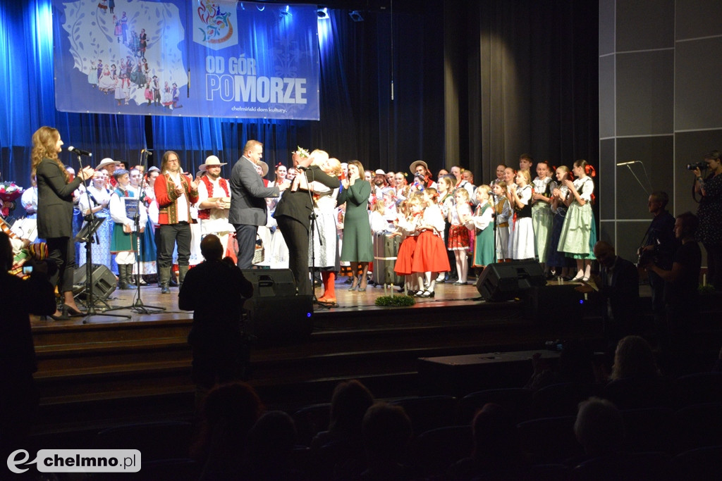 Wspaniały Jubileusz 45-lecia Zespołu Pieśni i Tańca 