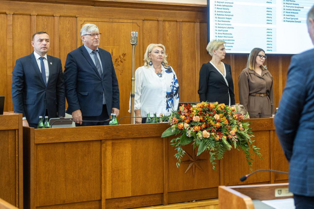 Sesja sejmiku województwa