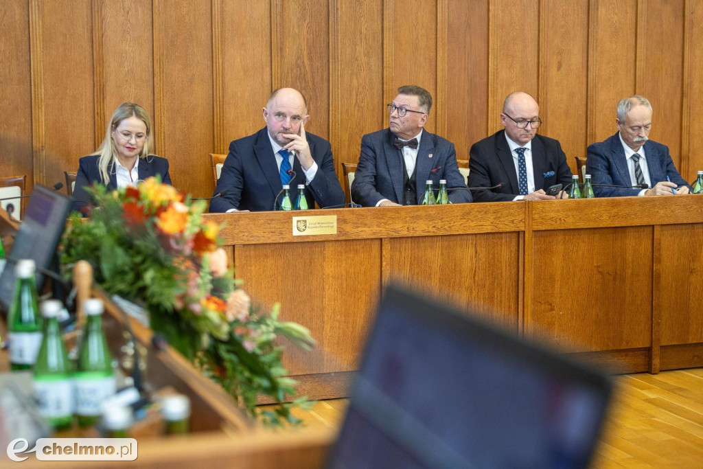 Sesja sejmiku województwa