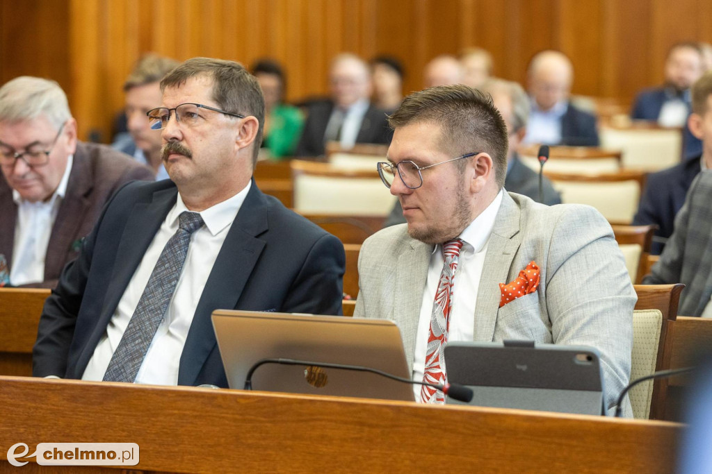 Sesja sejmiku województwa