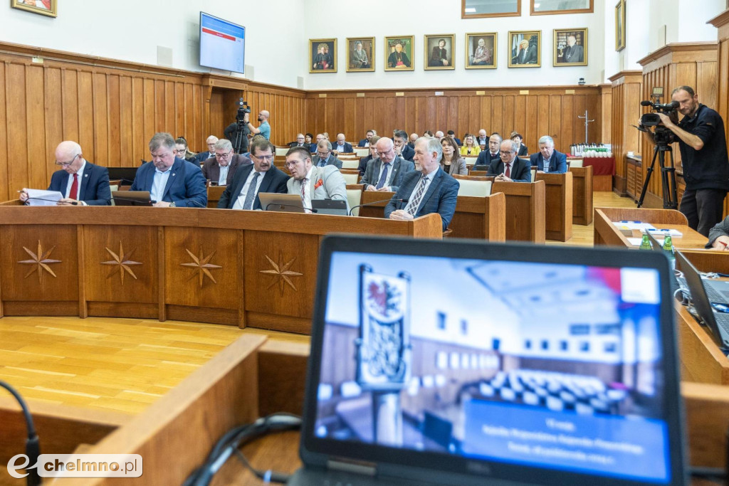 Sesja sejmiku województwa