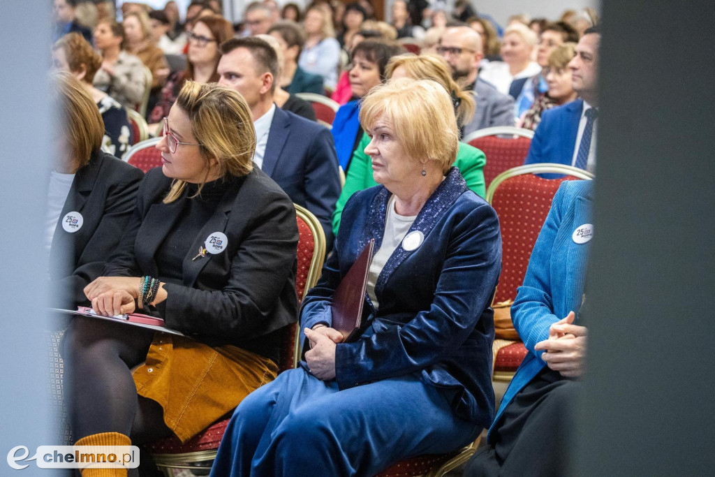 Polityka społeczna wobec wyzwań (konferencja)