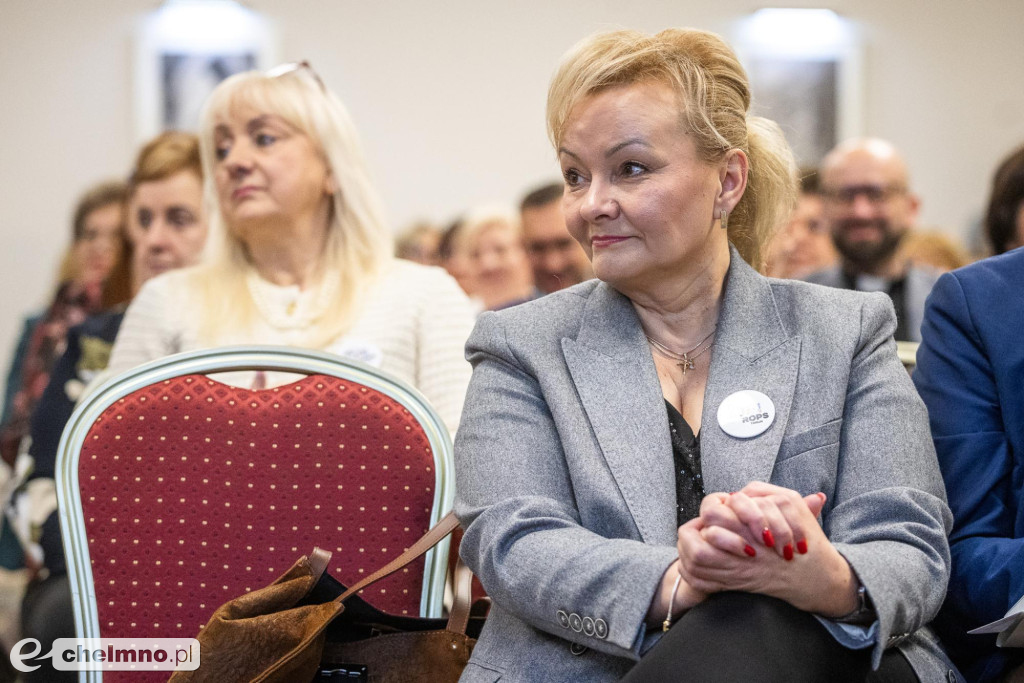 Polityka społeczna wobec wyzwań (konferencja)