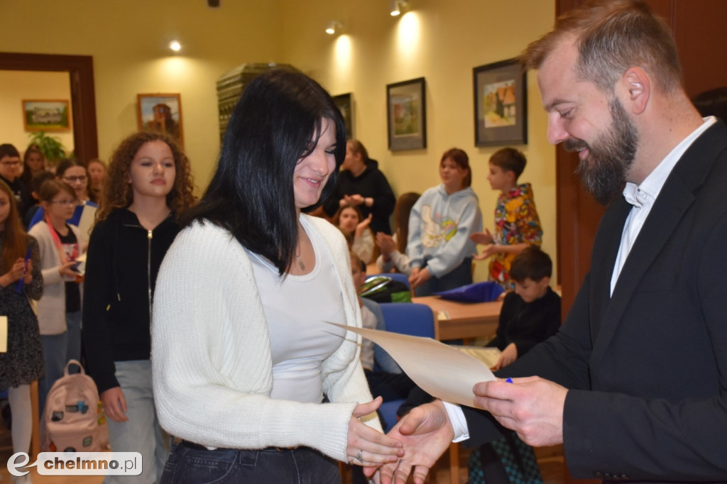 Rywalizacja ortograficzna o pióro wójta