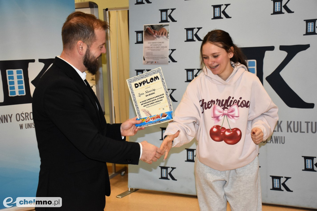 Rywalizacja ortograficzna o pióro wójta