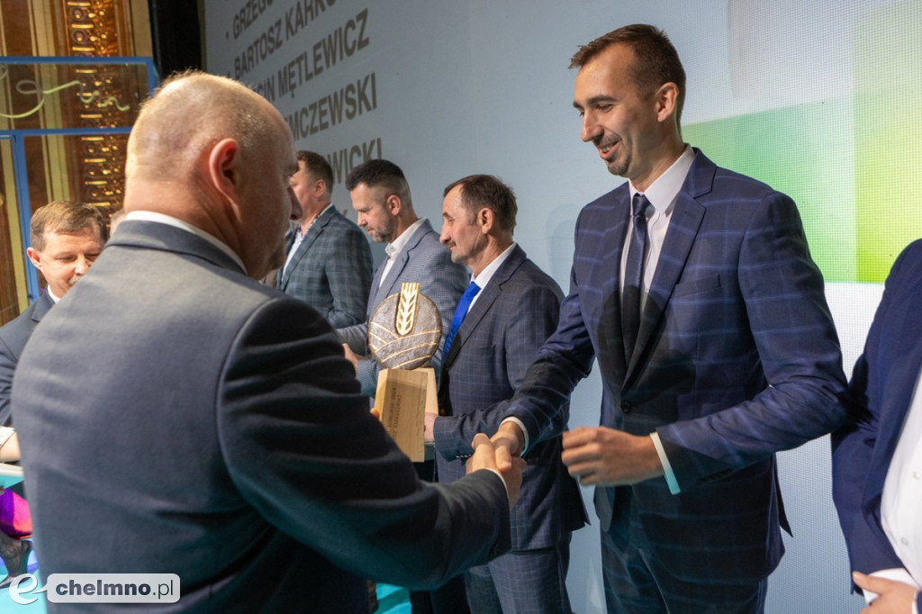 Honory i wyróżnienia dla wiejskich liderów.