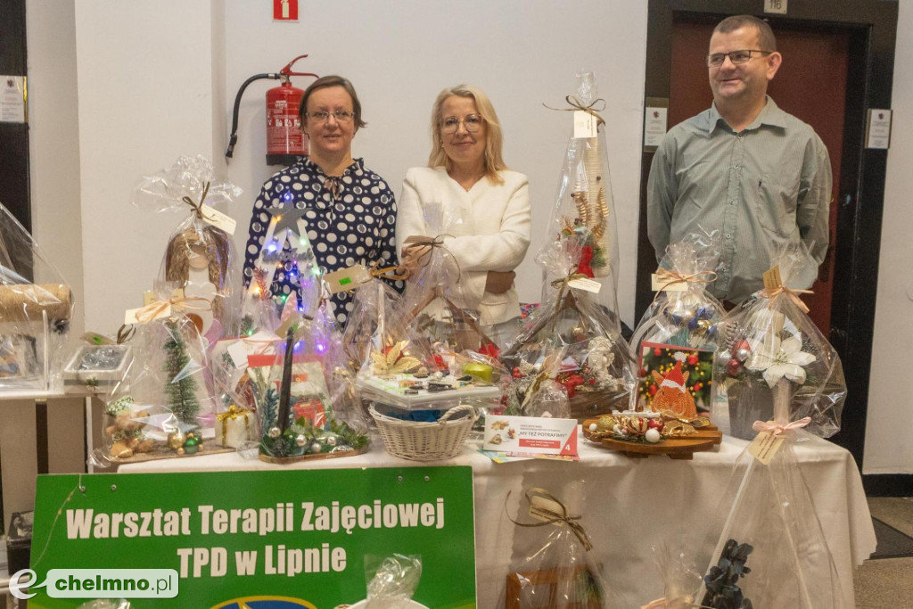 Przedświąteczna wystawa rękodzieła (zdjęcia)