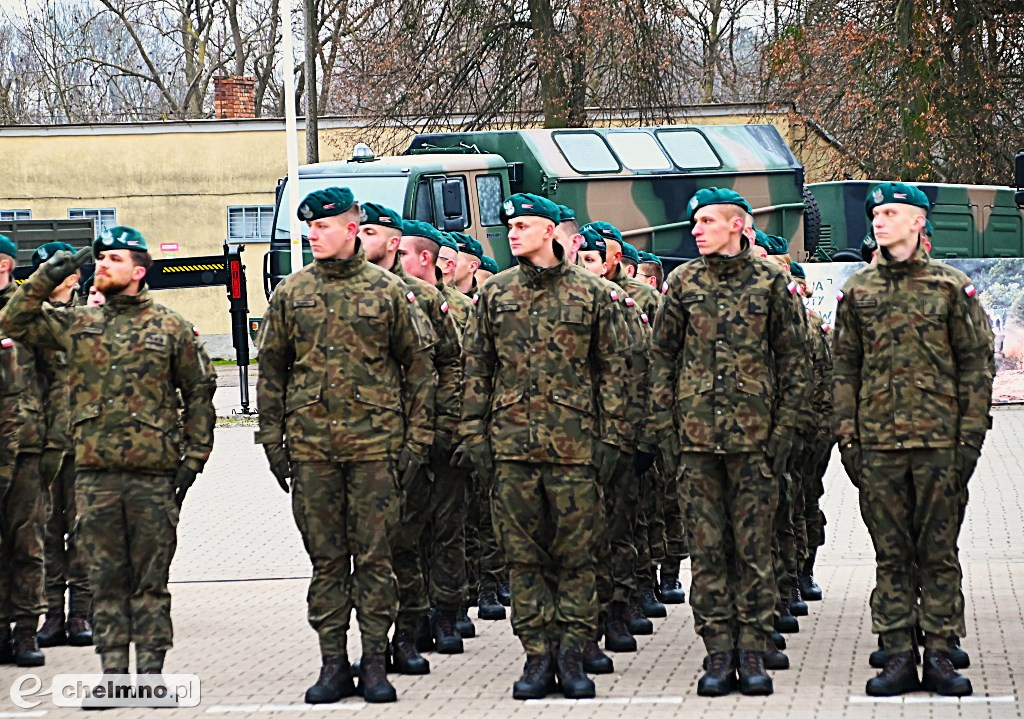 Przysięga wojskowa żołnierzy Dobrowolnej Zasadniczej Służby Wojskowej