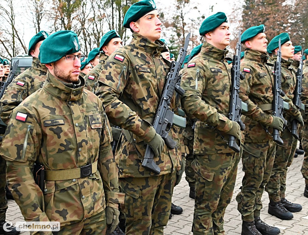 Przysięga wojskowa żołnierzy Dobrowolnej Zasadniczej Służby Wojskowej