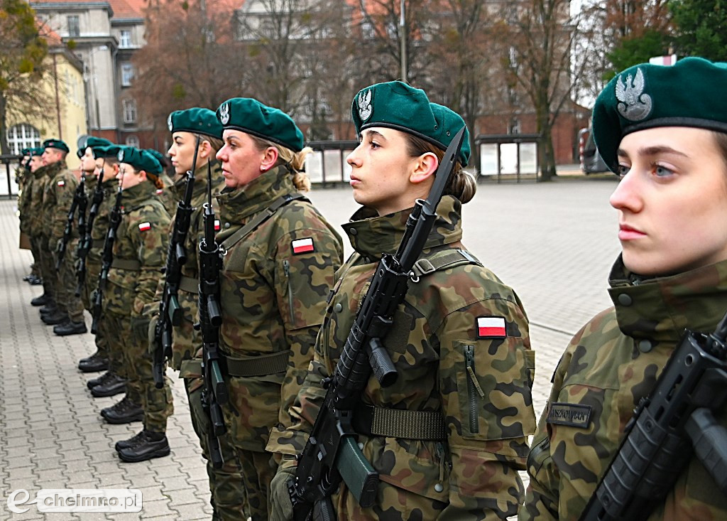 Przysięga wojskowa żołnierzy Dobrowolnej Zasadniczej Służby Wojskowej