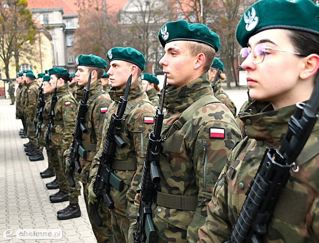 Przysięga wojskowa żołnierzy Dobrowolnej Zasadniczej Służby Wojskowej