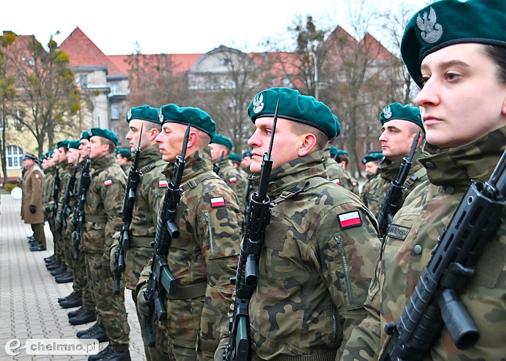 Przysięga wojskowa żołnierzy Dobrowolnej Zasadniczej Służby Wojskowej