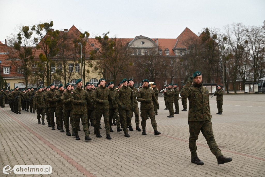 Przysięga wojskowa żołnierzy Dobrowolnej Zasadniczej Służby Wojskowej