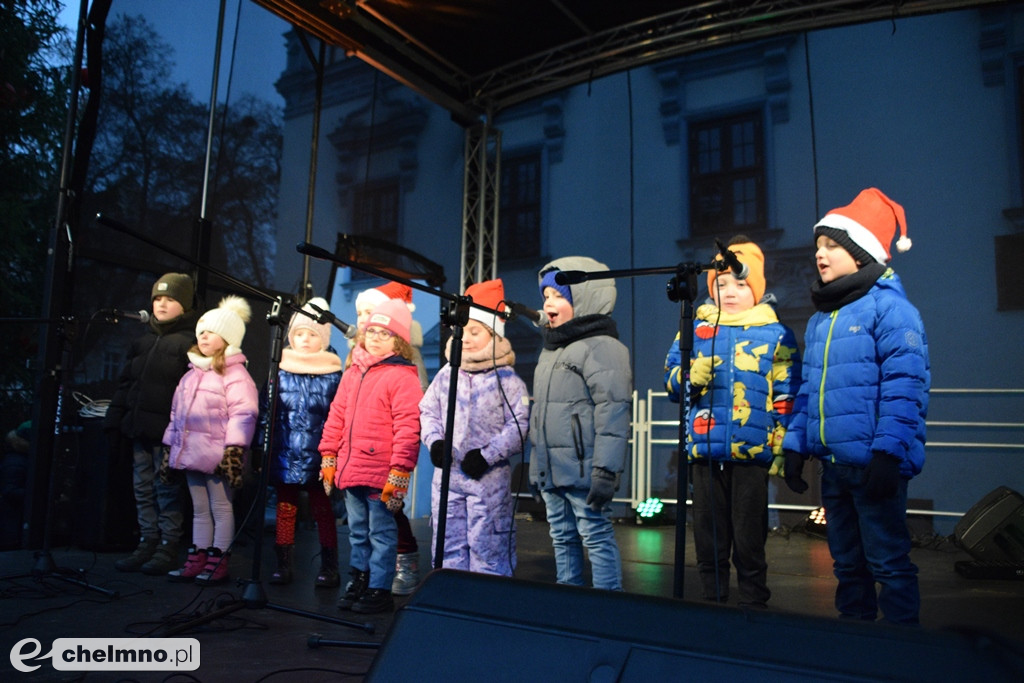 Kolorowo i radośnie na Jarmarku Bożonarodzeniowym w Chełmnie