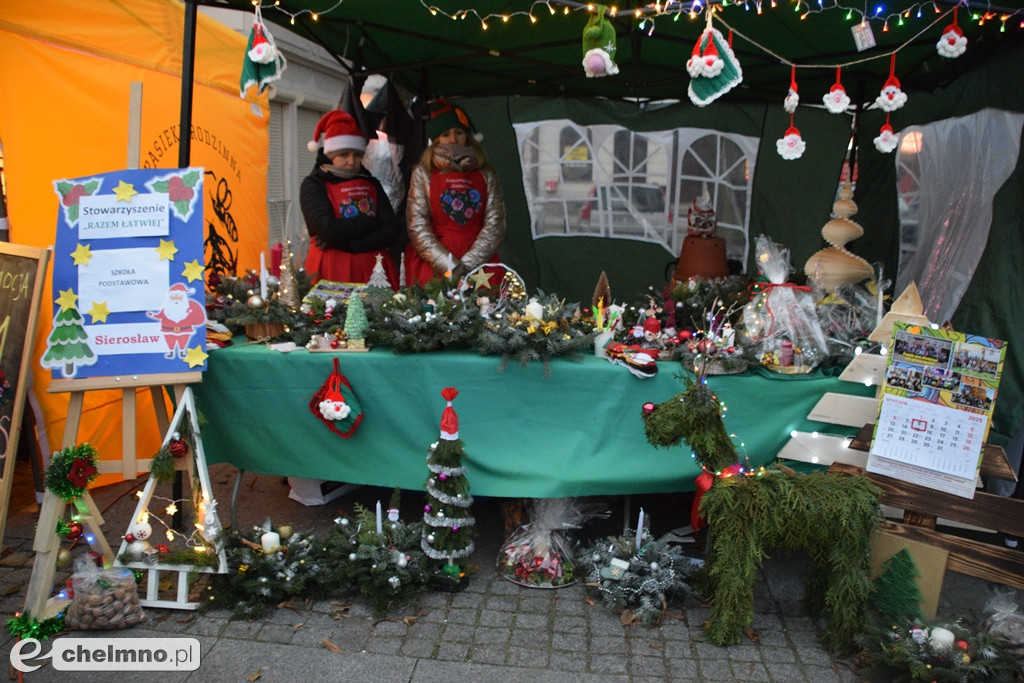 Kolorowo i radośnie na Jarmarku Bożonarodzeniowym w Chełmnie