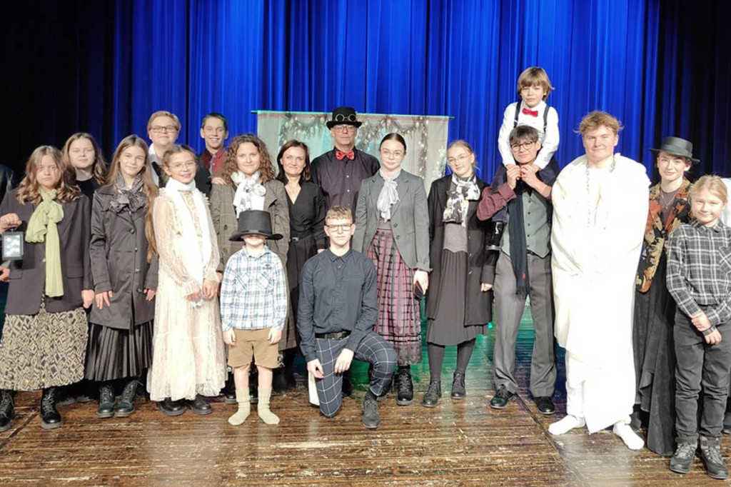 Uczniowska /Opowieść wigilijna/ w kinoteatrze Rondo